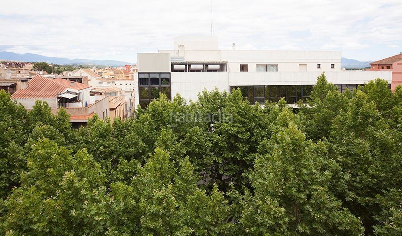 Foto 39f0b7d9-47cc-45f9-9043-0bb26073f880. Rent office space in de las palmeras 6 in Centre Figueres