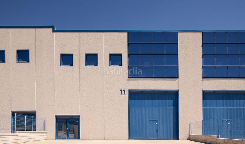 Foto a0397ebf-8083-4f99-a4eb-ff63cdba42c7. Alquiler nave industrial en calle fusters nave 32 nave en Valls