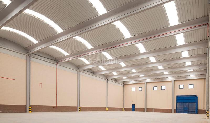 Foto c33cd84f-210c-45cd-ac2c-8d2e8b20e979. Alquiler nave industrial en calle fusters nave 32 nave en Valls