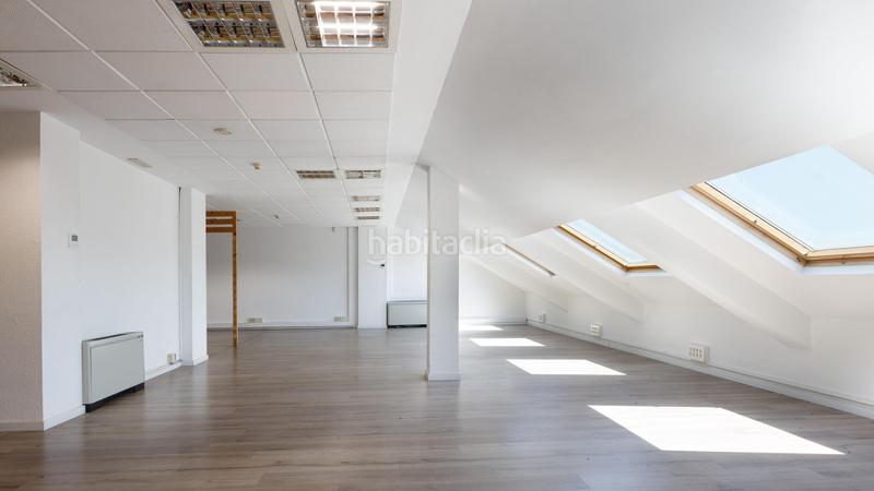 Foto ac622710-b858-465a-adbc-eb5365542b54. Location bureau dans calle aragó 182 dans L´Antiga Esquerra de l´Eixample Barcelona