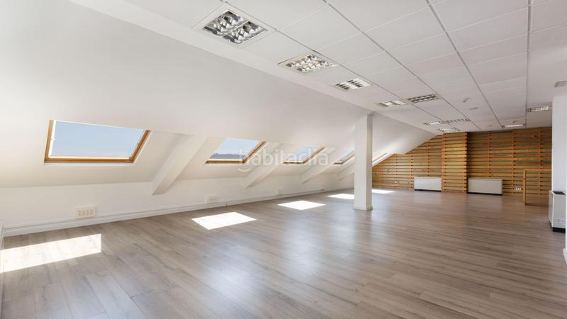 Foto e9f17ec4-a9d6-4c77-b323-c1653d1b517f. Rent office space in calle aragó 182 in L´Antiga Esquerra de l´Eixample Barcelona