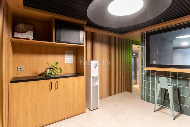 Foto 19842178-89e9-4c28-8c45-7edcc82a2f85. Alquiler oficina en calle aragó 182 en L´Antiga Esquerra de l´Eixample Barcelona