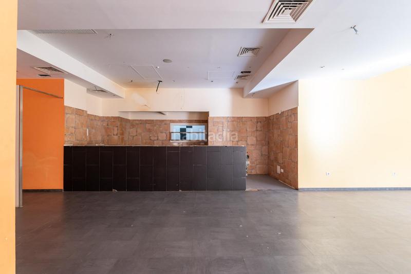 Foto 561055b2-dcc6-4594-a685-19c3a46eb6c8. Alquiler local comercial en calle raval del pallol 1 en Reus