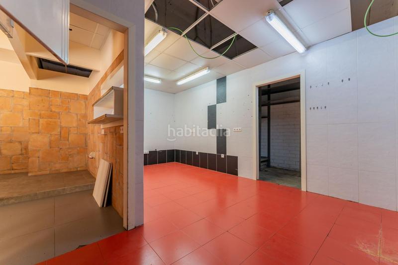 Foto 624f88ba-3f1c-4f3a-be4f-c197021beb6e. Alquiler local comercial en calle raval del pallol 1 en Reus
