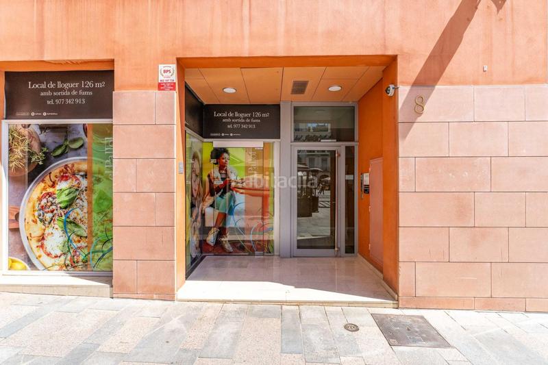Foto b01a8ff3-1940-4891-8700-3582bfa0779a. Lloguer local comercial a calle raval del pallol 1 a Reus