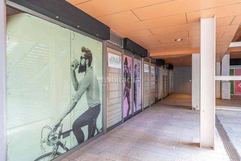 Foto 9bac4404-d594-4374-8dfc-3b1c97b70078. Alquiler local comercial en calle raval del pallol 1 en Reus