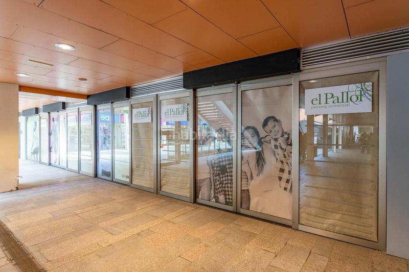 Foto e8b28fb2-4dcf-40c7-bb67-8c4c09159b3b. Alquiler local comercial en calle raval del pallol 1 en Reus