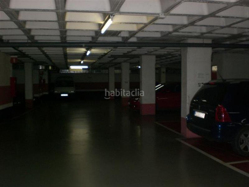 Foto ff867dc8-f7e5-45cf-a305-c110f5ef3b0c. Alquiler parking coche en calle diputacio 119 en La Nova Esquerra de l´Eixample Barcelona