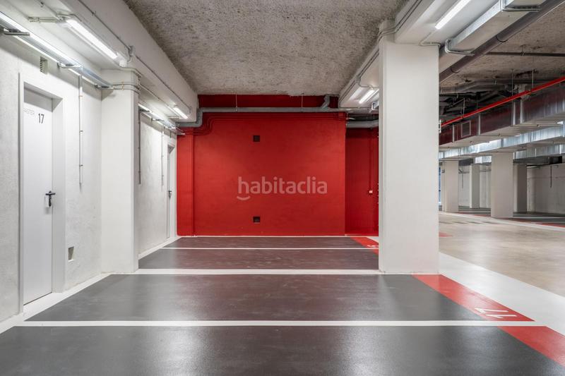 Foto e8f9074a-4011-48ff-9735-b5f62e74aadf. Location parking moto dans avenida sant joan despi 4 dans Sant Joan Despí