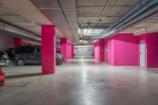 Rent Car parking in Carretera carretera de collblanc 167