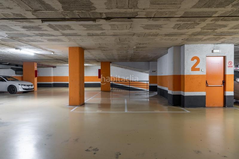 Foto 858422c3-542d-45cd-8953-00327b217b52. Alquiler parking coche en calle marques de sentmenat 56 en Barcelona