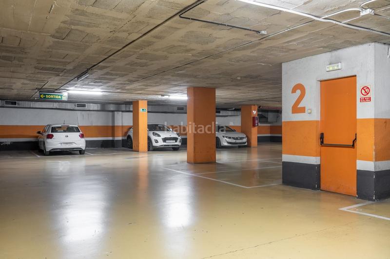 Foto e69ce856-65d5-43ec-a31b-dcb66c1ac13f. Alquiler parking coche en calle marques de sentmenat 56 en Barcelona