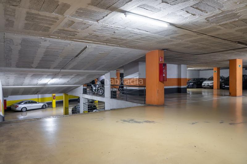 Foto b263e1fd-48e7-4588-a7e1-d5fe0468a2f4. Miete autoparkplatz in calle marques de sentmenat 56 in Barcelona