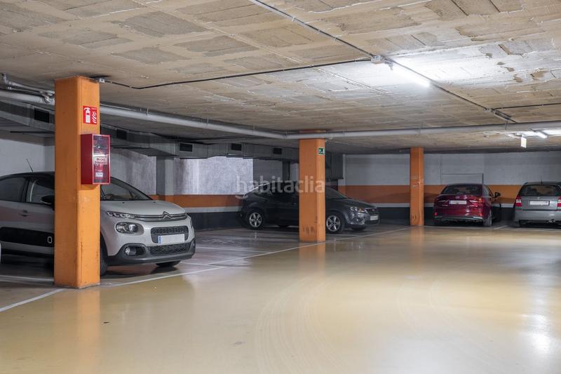 Foto 04117cae-4cd1-41c2-a0cc-9bd7d3f9c629. Location parking voiture dans calle marques de sentmenat 56 dans Barcelona