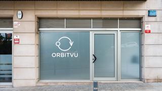 Affitto Locale commerciale in Calle esteve terradas local 4 esc. a 53 l