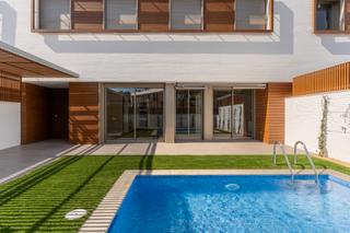 Lloguer Casa adossada a Carrer del poble amazic 67