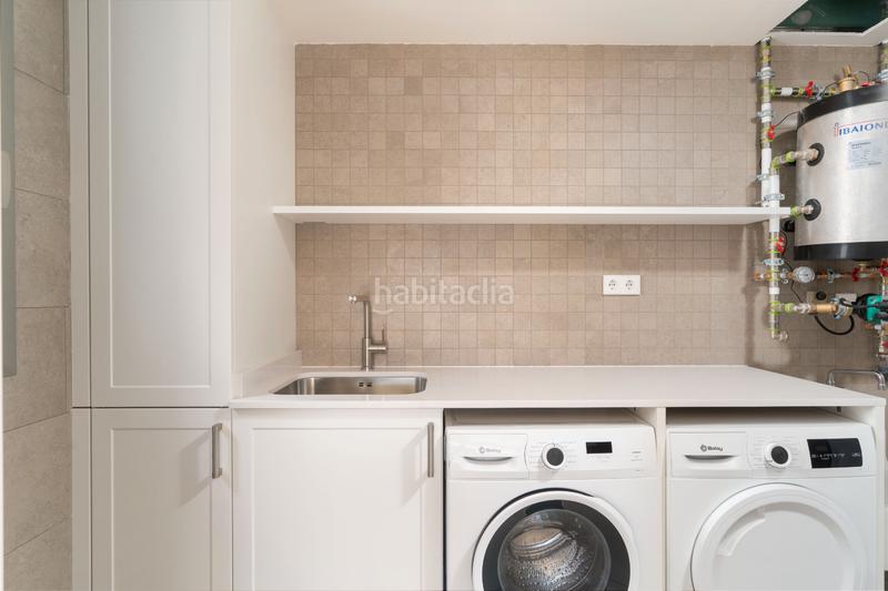 Foto 411b3346-af2c-4e0e-87ff-81653566c20e. Affitto casa a schiera 313m<sup>2</sup> in carrer del poble amazic 67 in Sabadell