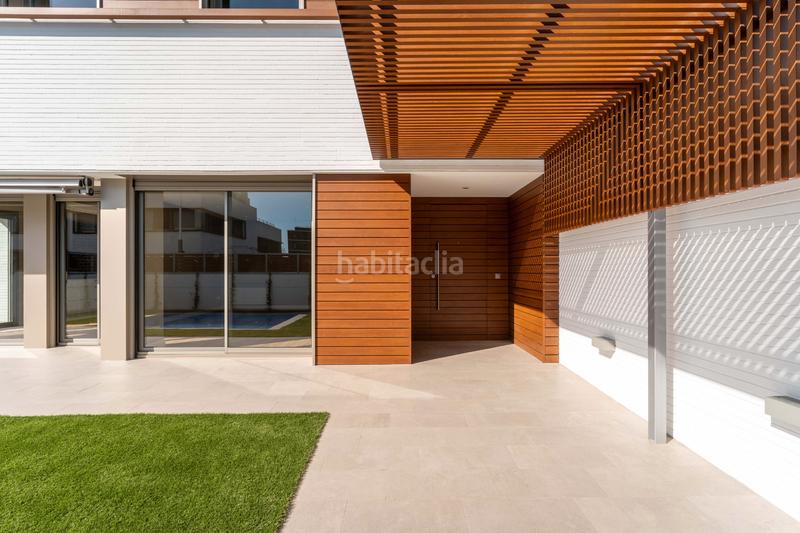 Foto 787d8827-31d9-4bed-88d0-3d902383faec. Lloguer casa adossada 326m<sup>2</sup> a carrer del poble amazic 67 a Sabadell