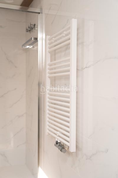 Foto fc88bbc4-ba2e-4e2b-84eb-5817a850cfcb. Lloguer casa adossada 326m<sup>2</sup> a carrer del poble amazic 67 a Sabadell