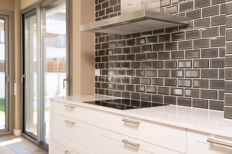 Foto 5f48c4f3-4e79-4d85-89aa-f93cde56826e. Miete reihenhaus 326m<sup>2</sup> in carrer del poble amazic 67 in Sabadell