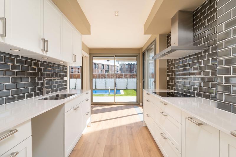 Foto 4dabe512-a34a-4438-b5c2-964a6d626f73. Alquiler casa adosada 326m<sup>2</sup> en carrer del poble amazic 67 en Sabadell