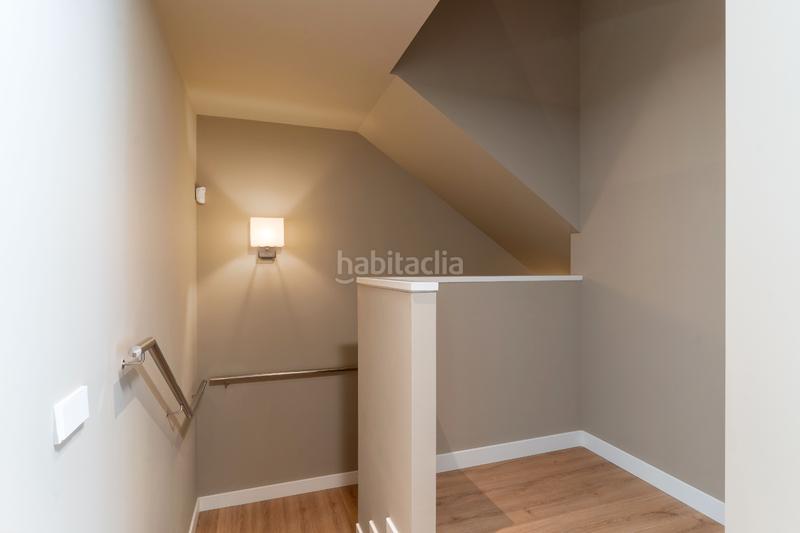 Foto 0fe3d50f-59a1-47e7-93bb-f0fc2a26fd27. Lloguer casa adossada 303m<sup>2</sup> a carrer del poble amazic 67 a Sabadell