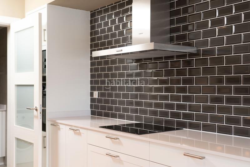 Foto 527c5303-22e2-4243-a209-5d5569dc312e. Affitto casa a schiera 303m<sup>2</sup> in carrer del poble amazic 67 in Sabadell