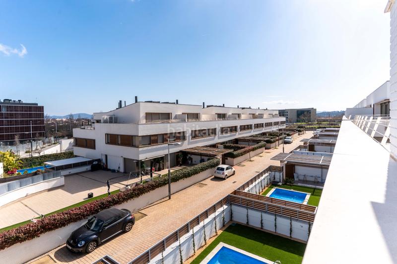 Foto 1bd13705-eb58-4884-bb5f-1d9551f7ee78. Location maison jumelée 303m<sup>2</sup> dans carrer del poble amazic 67 dans Sabadell