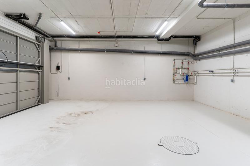 Foto 2c5fa483-0982-4909-bea2-d08597b71114. Rent semi detached house 303m<sup>2</sup> in carrer del poble amazic 67 in Sabadell