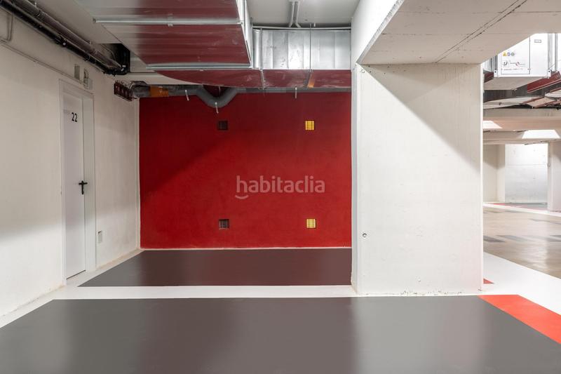 Foto 5ef9c2d3-05ad-42d1-b2bc-ccef53b90611. Lloguer aparcament cotxe a avenida sant joan despi 4 a Sant Joan Despí