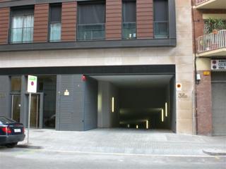 Lloguer Aparcament cotxe a Avenida meridiana 7