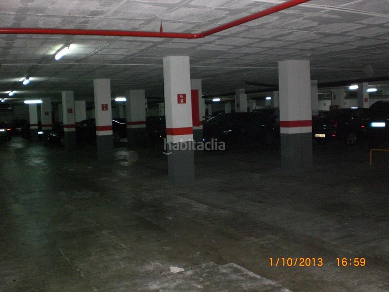 Foto 74a8fd81-1936-4e8f-b31d-7f0dfa10b7a4. Alquiler parking moto en calle narcis monturiol 37 en Castelldefels