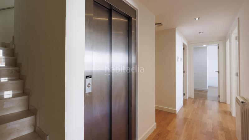 Foto 6093d9f4-fc49-4245-976a-dfeba31abe44. Casa en calle poble amazic 7-27 en Can Gambús Sabadell