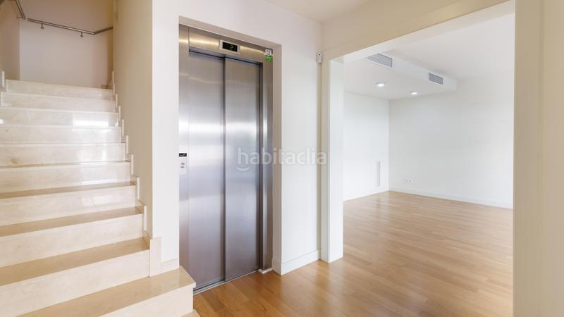 Foto c6db3293-7e90-4618-93a4-5e627c5af1ae. Casa en calle poble amazic 7-27 en Can Gambús Sabadell