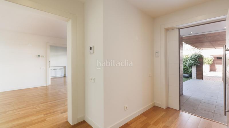 Foto e7f2dbf1-c9ae-4049-b2d9-37794fd29aca. Casa en calle poble amazic 7-27 en Can Gambús Sabadell