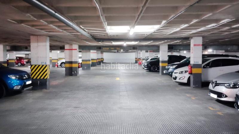 Foto 75460991-2c78-4568-becb-452024beb8f4. Alquiler parking moto en calle rocafort 116 en La Nova Esquerra de l´Eixample Barcelona