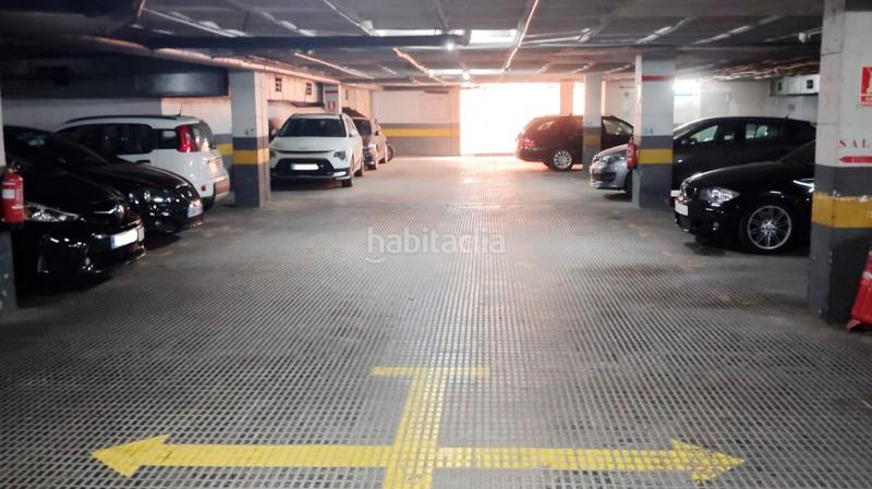 Foto a6457524-72ce-4413-83a3-df18c043dd99. Alquiler parking moto en calle rocafort 116 en La Nova Esquerra de l´Eixample Barcelona