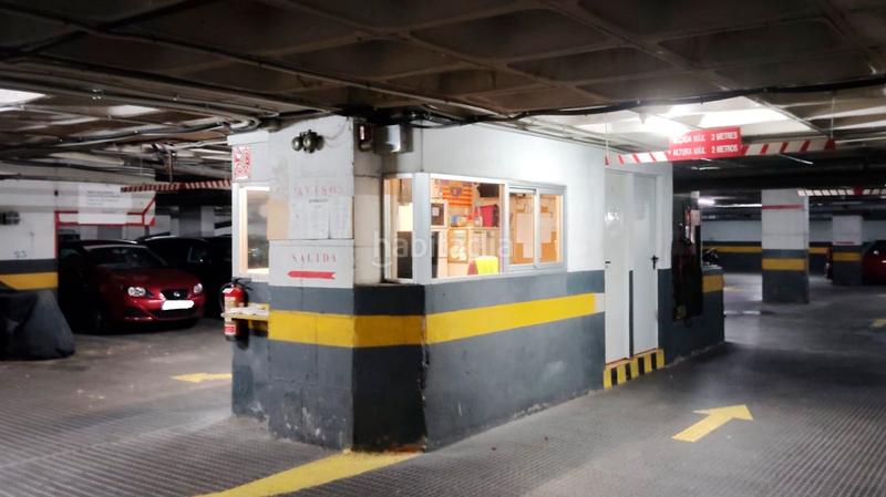 Foto 954f1325-8af4-44a3-b76b-102bb4295dc2. Affitto posto moto in calle rocafort 116 in La Nova Esquerra de l´Eixample Barcelona