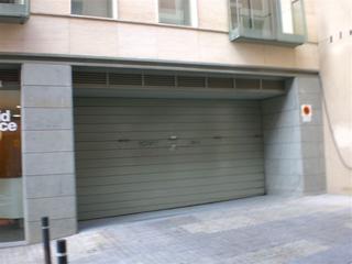 Lloguer Aparcament de moto a Calle brusi 23