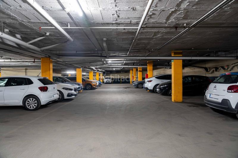 Foto 10513d5b-8ada-45bf-9609-9404bc642a8f. Affitto posto moto in calle valencia 511 in Sagrada Família Barcelona