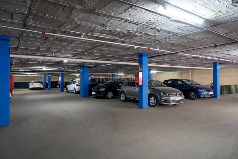 Foto d431381b-3700-4ae1-881f-6c0e4b41a2e0. Affitto posto moto in calle valencia 511 in Sagrada Família Barcelona