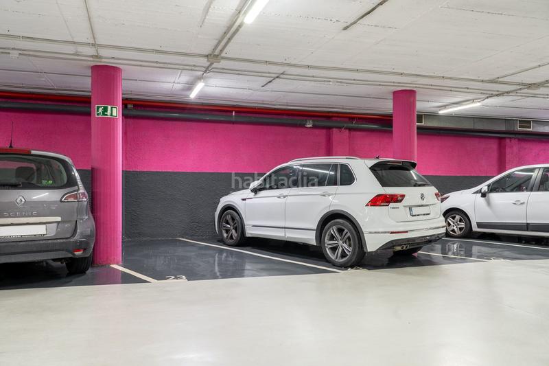 Foto 117d89f5-d0e4-4b55-bd46-3856d68d9a7d. Alquiler parking moto en calle aragó 182 en L´Antiga Esquerra de l´Eixample Barcelona