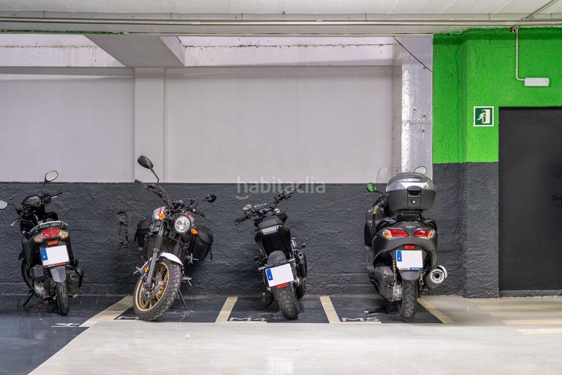 Foto 603e5ee0-6887-40fd-b8c4-c1cdf0457233. Alquiler parking moto en calle aragó 182 en L´Antiga Esquerra de l´Eixample Barcelona