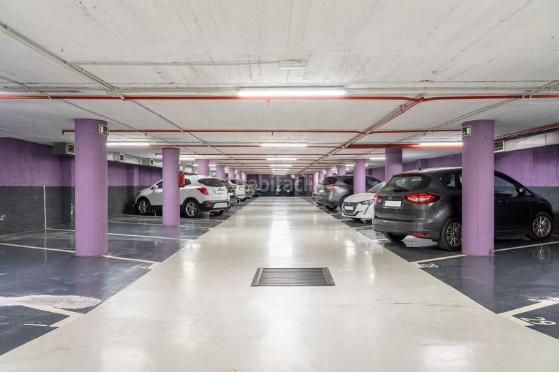 Foto e9e1549a-89f0-4d3b-b155-c960c38489cf. Alquiler parking moto en calle aragó 182 en L´Antiga Esquerra de l´Eixample Barcelona