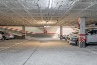 Location Parking moto à Calle pi i maragall 27