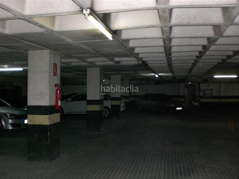 Foto 3519c8c2-87c5-4560-b2de-cfc037d4d945. Alquiler parking coche en calle buenaventura muñoz 13 en Barcelona
