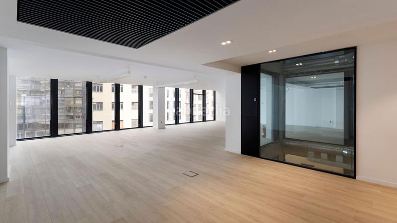 Foto 6310f98f-4a51-4d18-ab8a-e3e3262b5971. Affitto ufficio in calle aragó 182 in L´Antiga Esquerra de l´Eixample Barcelona