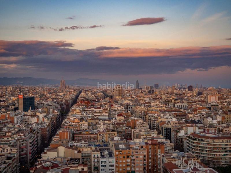 Foto 5409beab-ec55-4bd6-b047-6bf407f63f36. Location bureau dans calle tarragona 153 dans Hostafrancs Barcelona