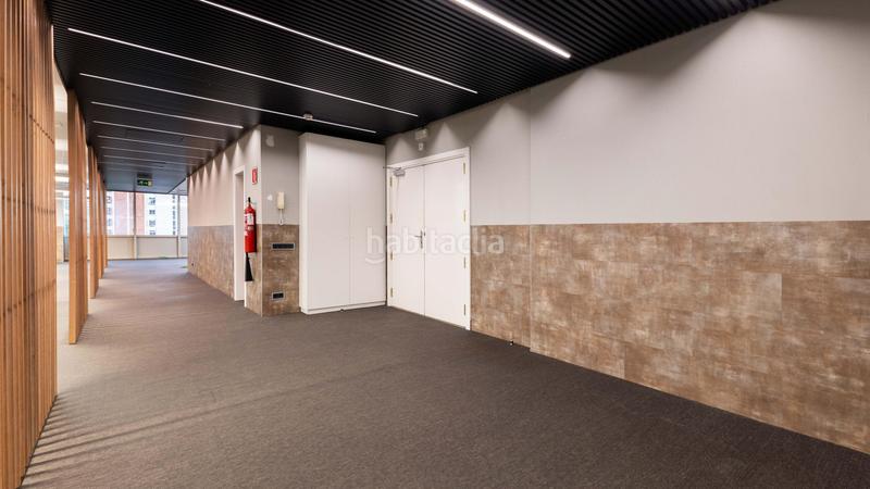 Foto ff0aad8e-67f1-4153-8a46-39754cd56ef7. Location bureau dans calle tarragona 153 dans Hostafrancs Barcelona