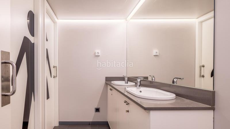 Foto 5c2b7685-84a2-4977-9b37-4f535412e474. Alquiler oficina en calle tarragona 153 en Hostafrancs Barcelona
